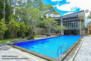 gerbang perumahan premium