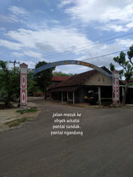 tanah pantai sundak dan pantai ngandong